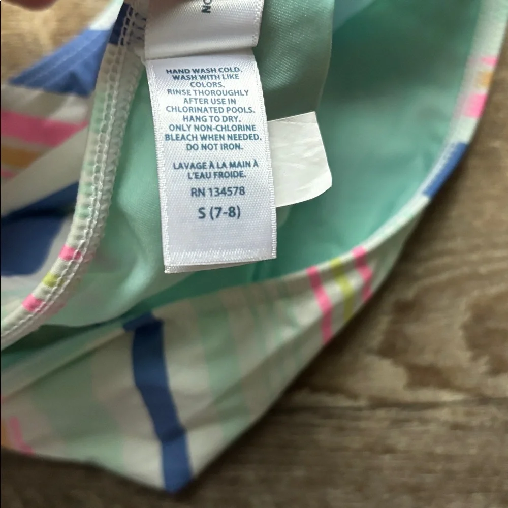 Vineyard Vines swimsuits size small 7/8